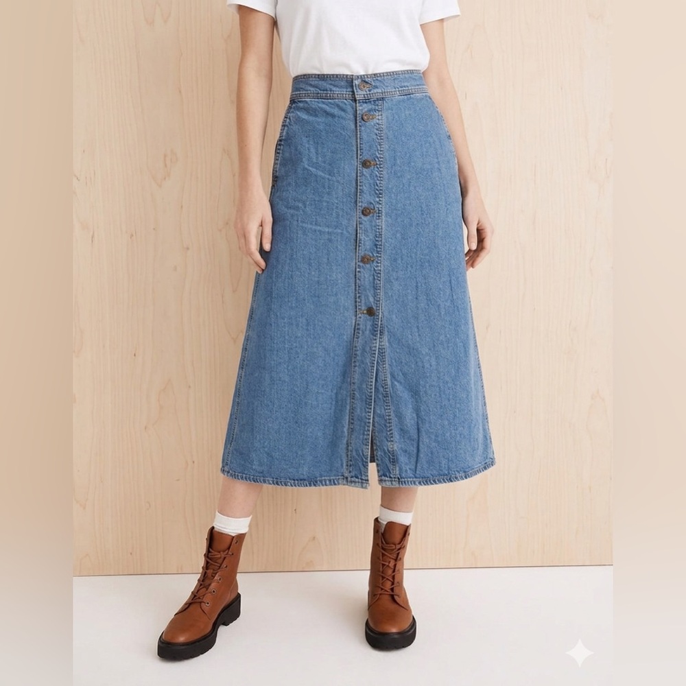 Zara Blue Button-Front Denim Midi Skirt